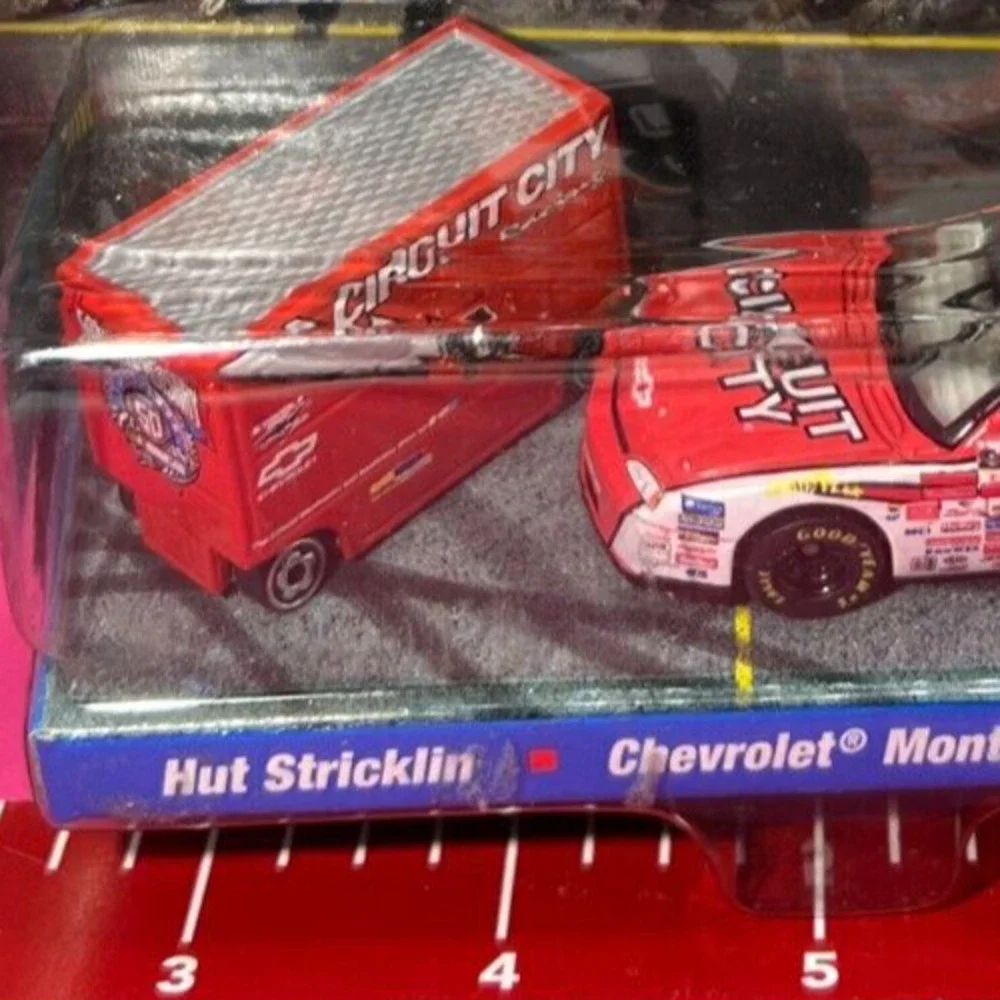 Hot Wheels 1998 Pro Racing Nascar/Chevy Monte Carlo Tool Box Circuit City 8 NIB